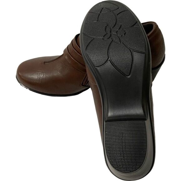 Easy Street Comfort Flex Sole Shoes  - Picture 10 of 14